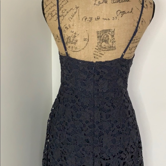 Lace overlay navy midi dress - Picture 5 of 7
